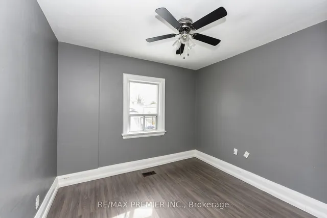 Additional image 16 of 165 Lambton Ave