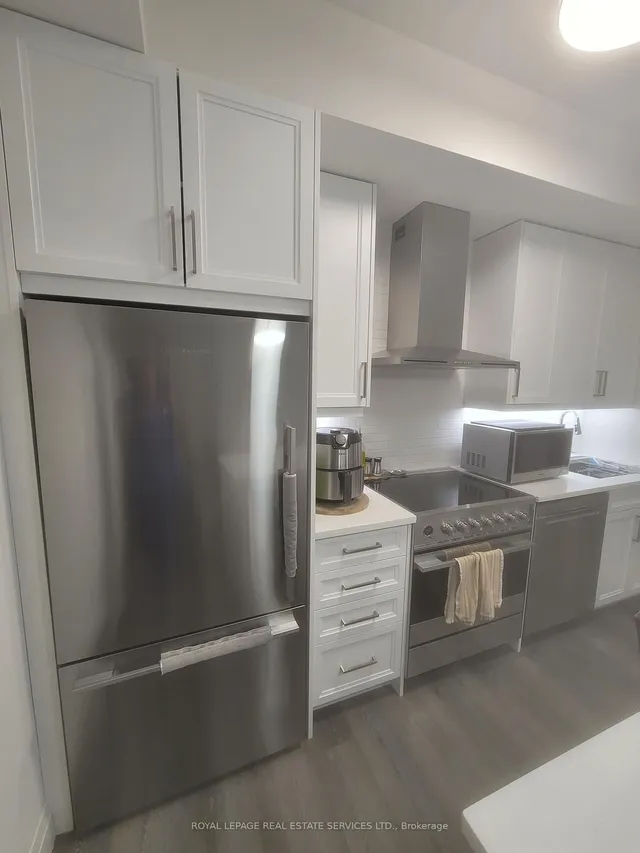 Additional image 3 of 500 Brock Ave Unit 409