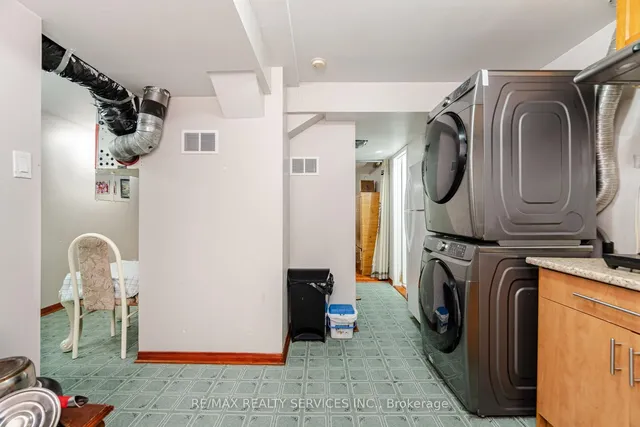 Additional image 40 of 67 Stoneledge Circ