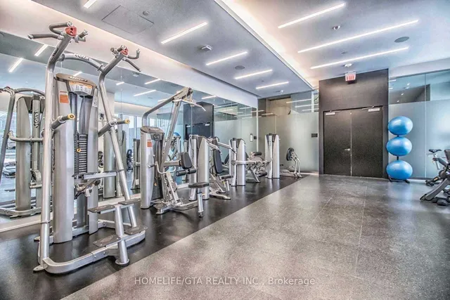 Additional image 17 of 101 Erskine Ave Unit 1502