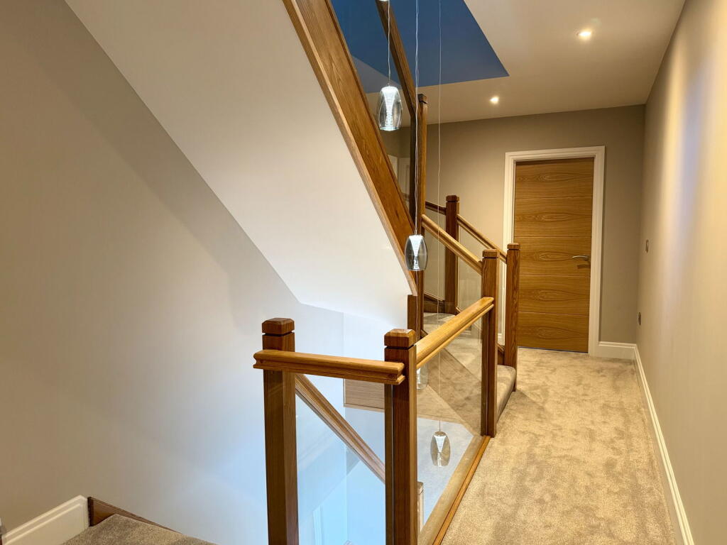 Additional image 19 of ASHLEIGH COACH HOUSE, Henley-in-Arden, Warwickshire, B95 5DL