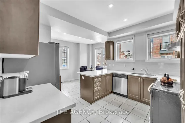 Additional image 16 of 19 Hobart Gdns