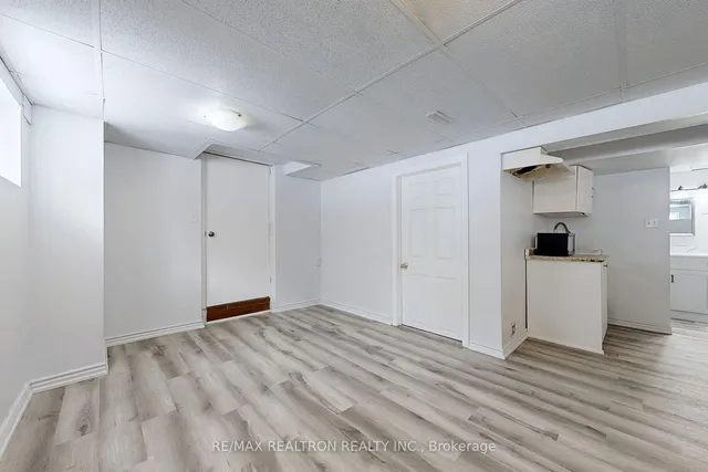 Additional image 30 of 3525 St. Clair Ave