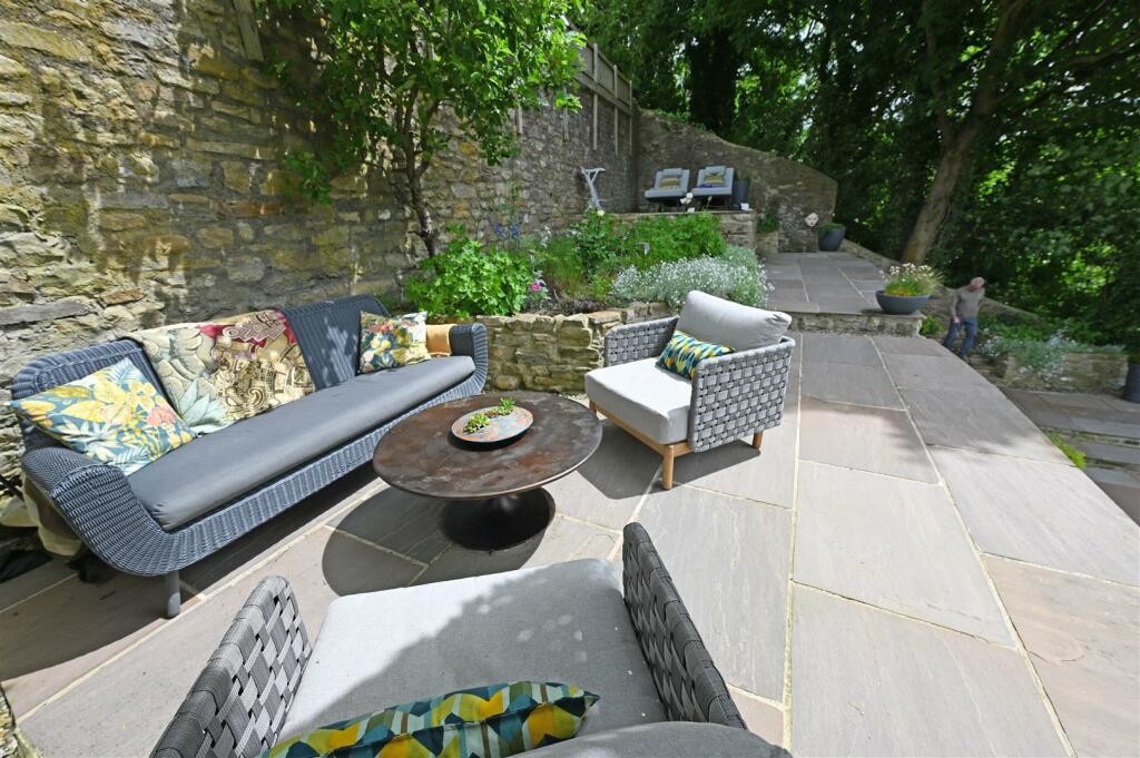 Additional image 24 of Bridge Street, Richmond