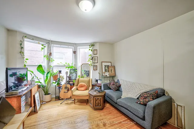 Additional image 5 of 557 Markham St