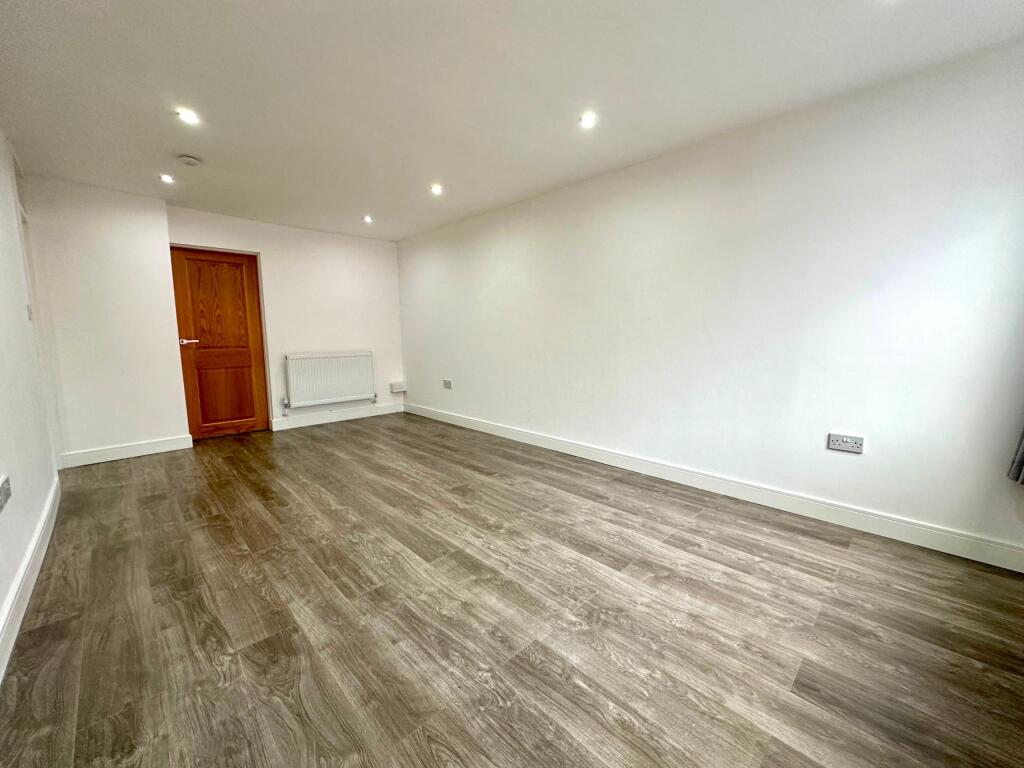 Additional image 2 of Smithmoor Crescent, West Bromwich, B71
