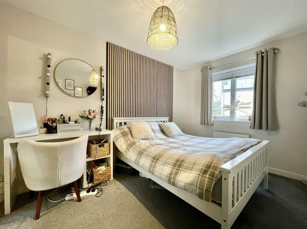 Additional image 13 of Harrowins Farm Drive, Queensbury, Bradford