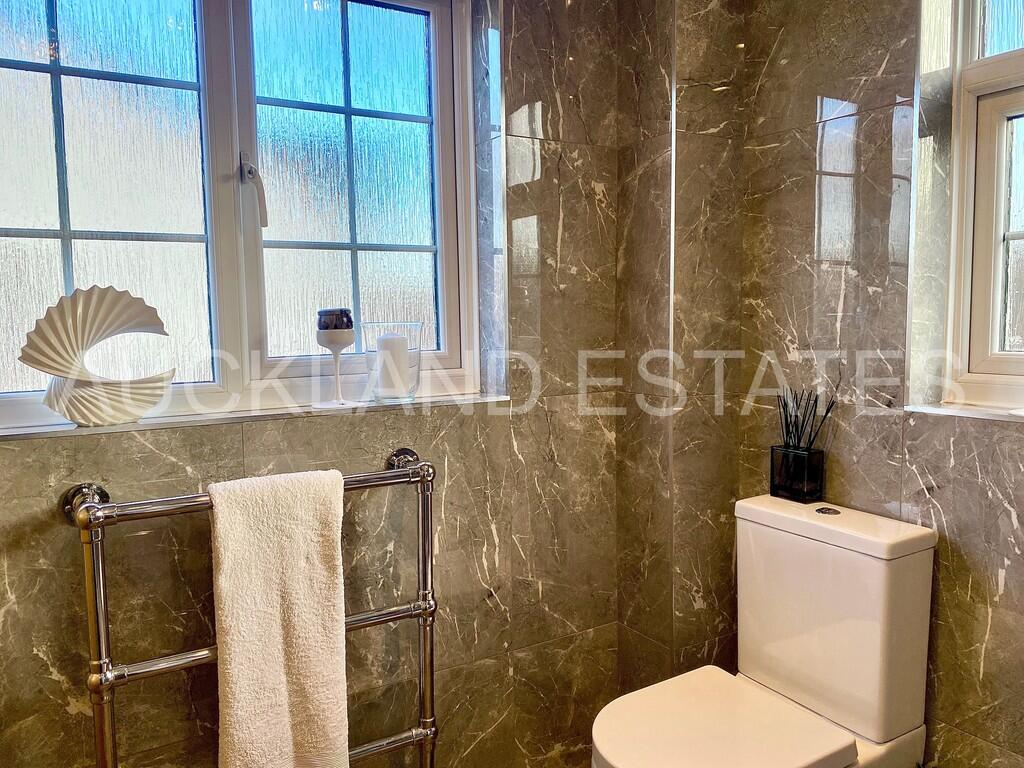 Additional image 18 of Vincenzo Close, Welham Green