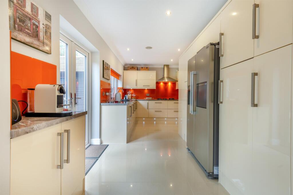 Additional image 15 of Woodland Walk, Ferndown