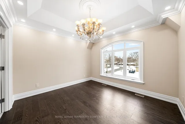 Additional image 36 of 193 Brookbanks Dr