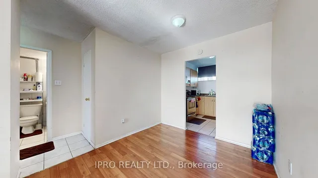 Additional image 6 of 4645 Jane St Unit 637