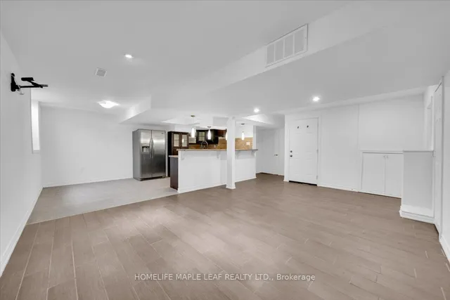 Additional image 40 of 33 Honeybee Dr