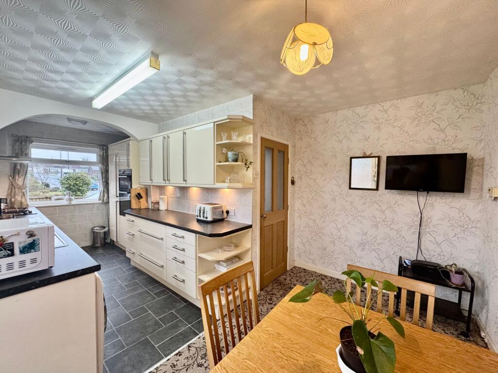 Additional image 12 of 18 Mountbatten Close, Unsworth, Bury BL9