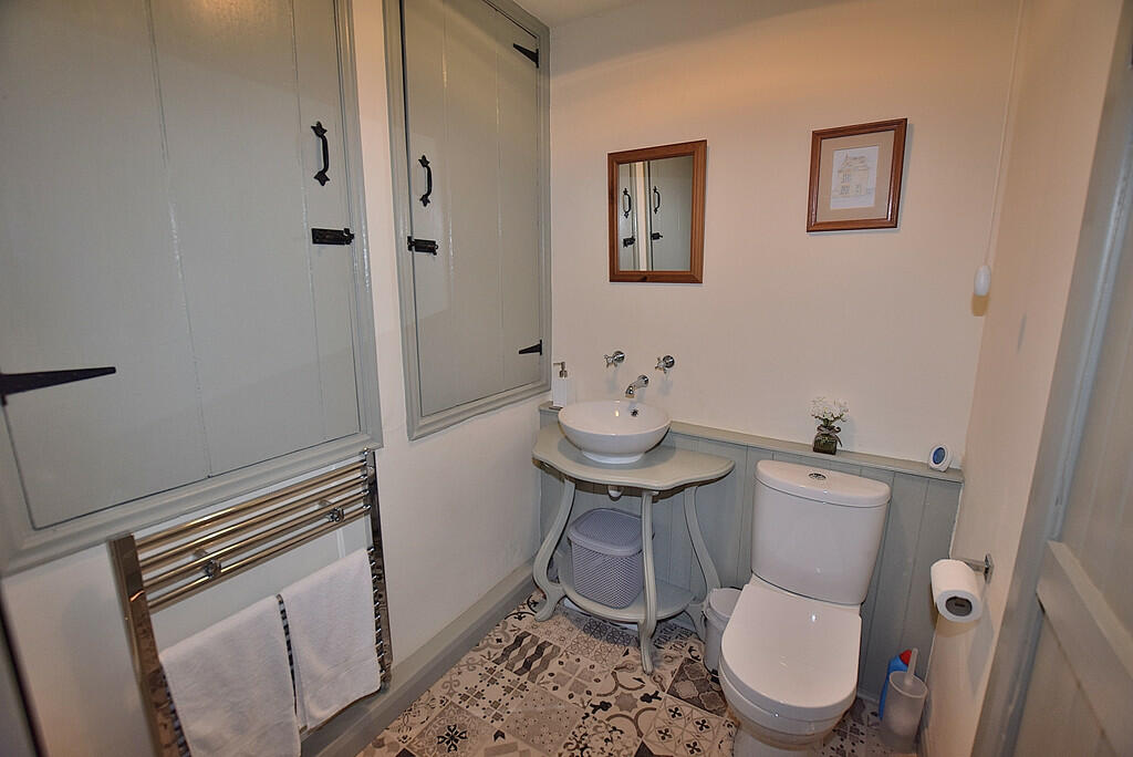 Additional image 11 of Youngs Yard, Richmond