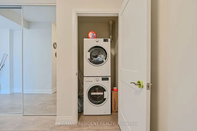 Additional image 28 of 15 Lynch St Unit 902