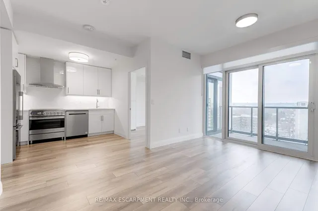 Additional image 7 of 500 Brock Ave Unit 1101