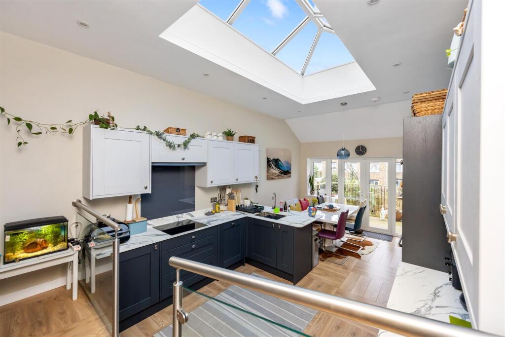 Additional image 2 of Fairlie Gardens, Surrenden, Brighton