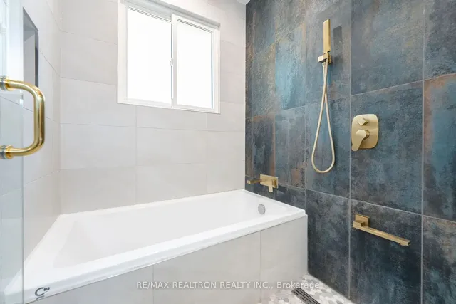 Additional image 36 of 67 Marathon Cres