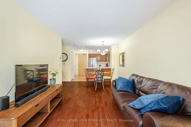Additional image 4 of 212 Eglinton Ave Unit 506