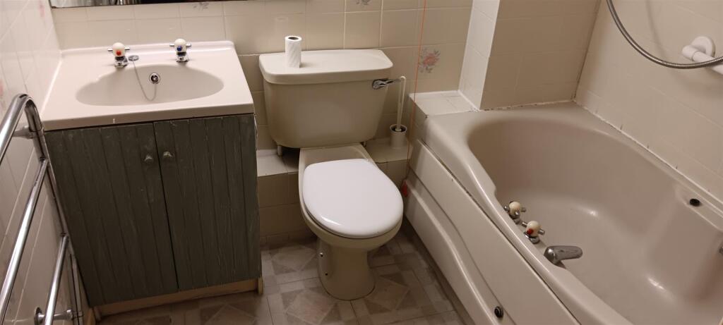 Additional image 14 of Queens Park West Drive, Bournemouth