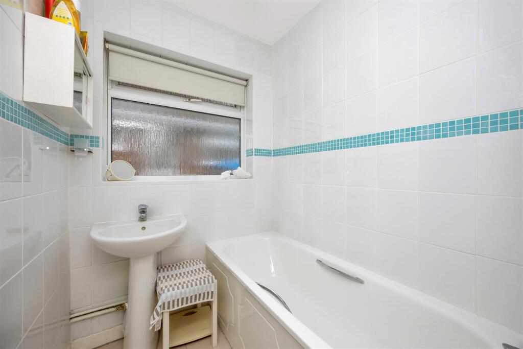 Additional image 15 of Hangleton Valley Drive, Hove