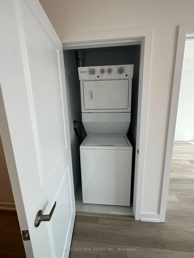 Additional image 12 of 460 Dundas St Unit 213