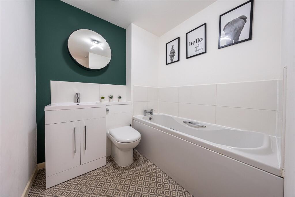 Additional image 21 of Harwood Drive, Dosthill, Tamworth, Staffordshire, B77