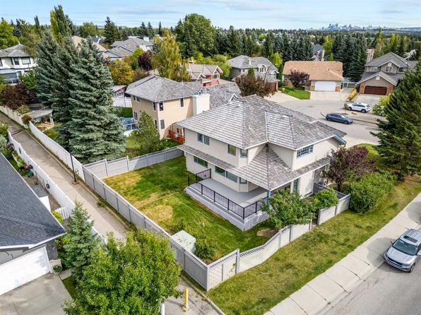 Additional image 2 of 103 SE Scandia Bay NW, Calgary, AB T3L 1J9