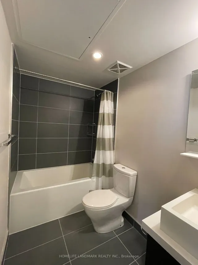 Additional image 15 of 65 St Mary St Unit 3411