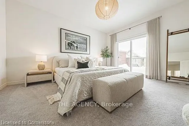 Additional image 31 of 525 Dundas St East