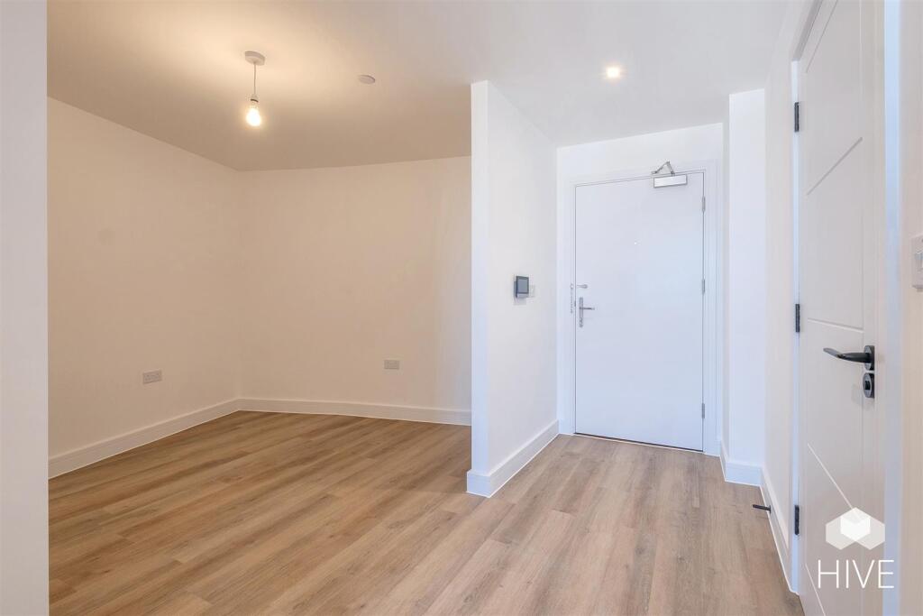 Additional image 6 of The Sloop, Commercial Road, Poole