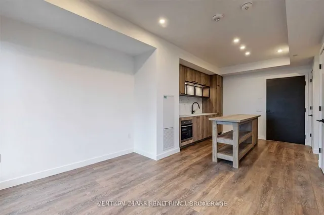 Additional image 6 of 505 Richmond St Unit 815