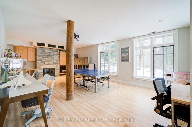 Additional image 29 of 223 Trelawn Ave