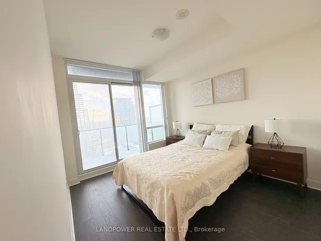 Additional image 20 of 825 Church St Unit 2901