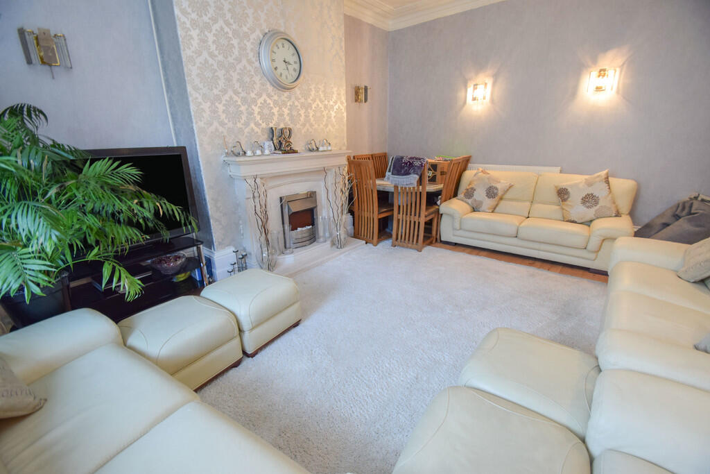 Additional image 14 of Wellington Crescent, Shipley