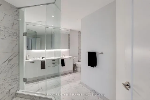 Additional image 16 of 1 Edgewater Dr Unit 212