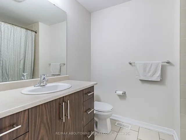 Additional image 28 of 26 Hoover Rd