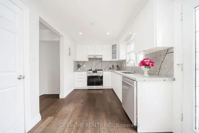 Additional image 13 of 2446 Martin Crt