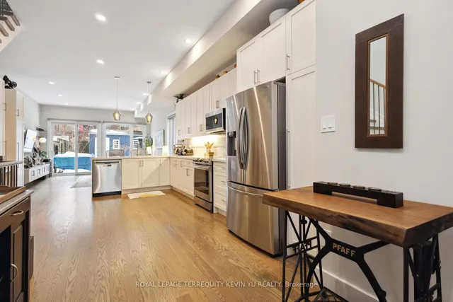 Additional image 10 of 33A Medford Ave