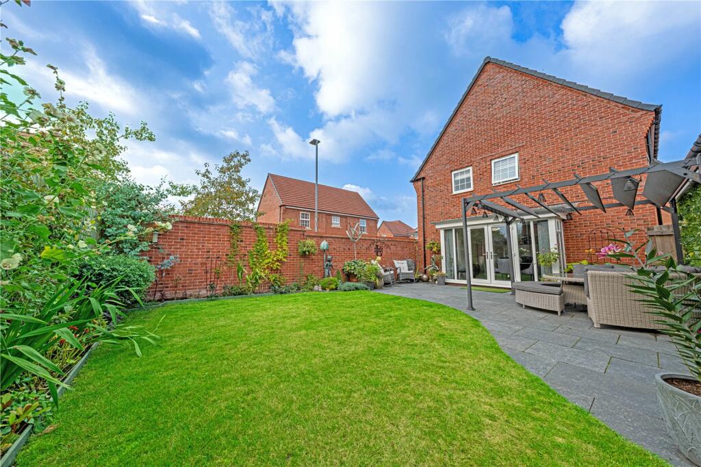 Additional image 25 of Collins Grove, Tamworth, Staffordshire, B78