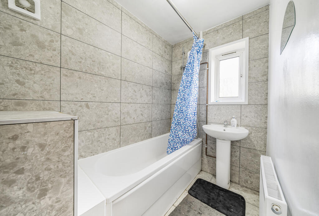 Additional image 9 of The Circle, Bath, Somerset, BA2