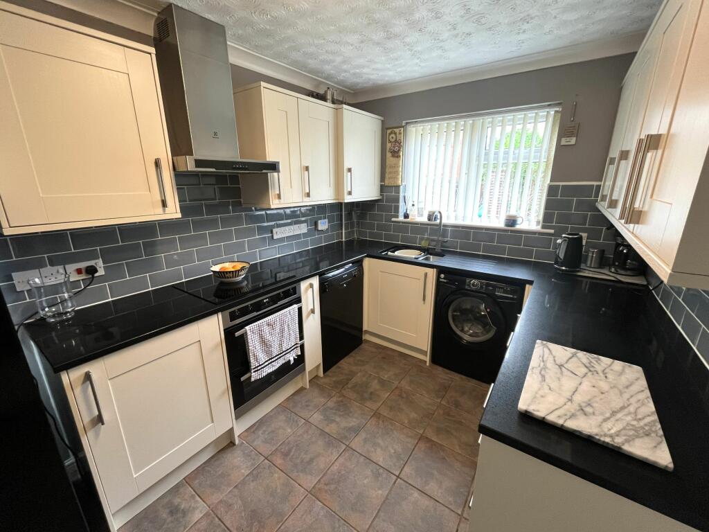 Additional image 5 of Cloverfield Drive, Soham