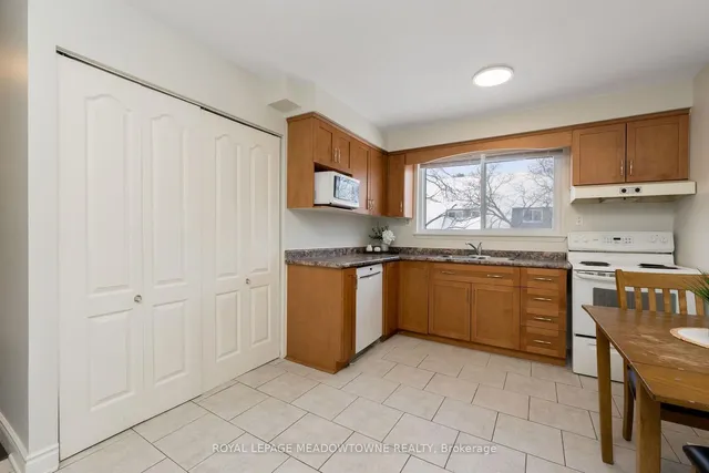 Additional image 18 of 46 Tara Park Cres Unit 46