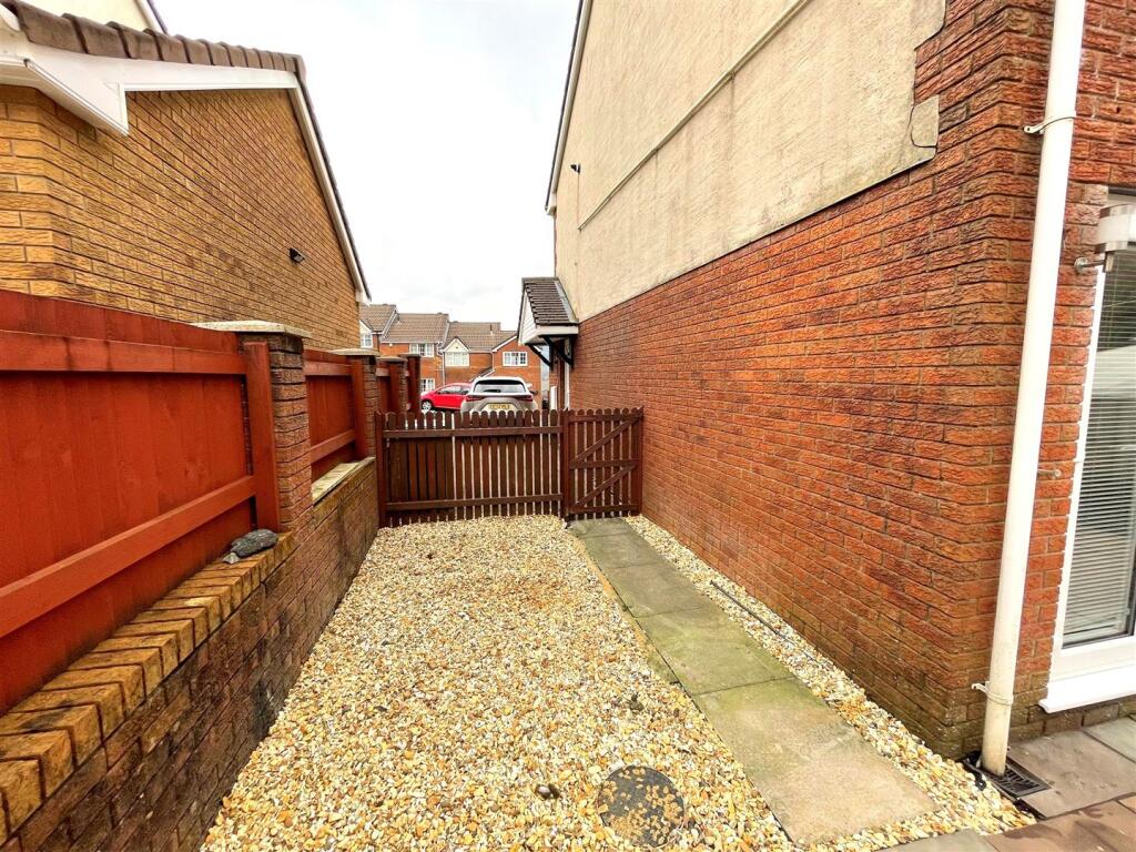 Additional image 25 of Cwrt Coed Parc, Maesteg