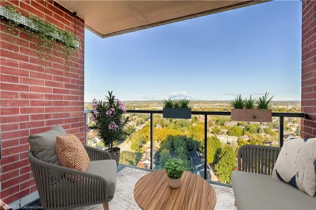 Additional image 18 of 551 Maple Ave Unit 1604