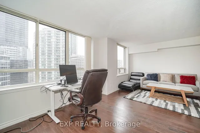 Additional image 18 of 633 Bay St Unit 2322