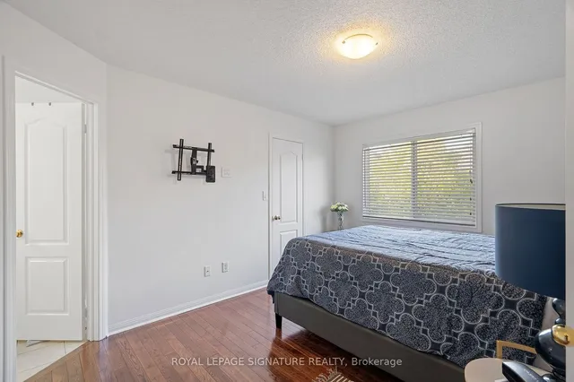 Additional image 16 of 956 Huffman Cres