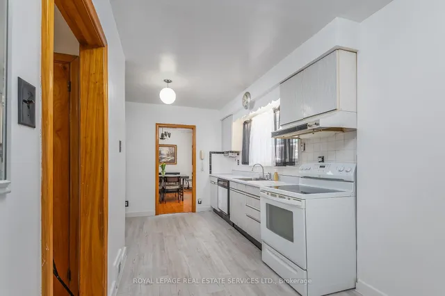 Additional image 12 of 80 Glenden Ave