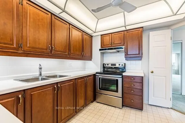 Additional image 21 of 1 Aberfoyle Cres Unit 511