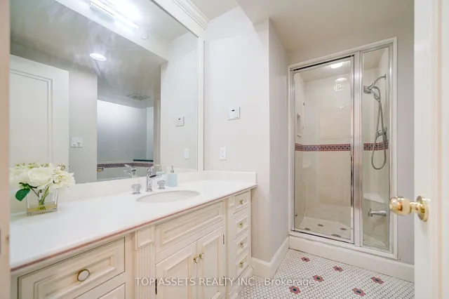 Additional image 17 of 223 Trelawn Ave